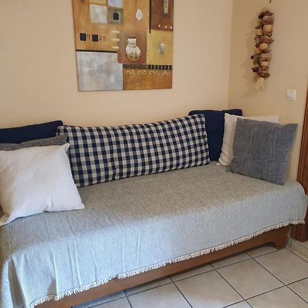 Semeli Guesthouse Karpenísion Zewnętrze zdjęcie