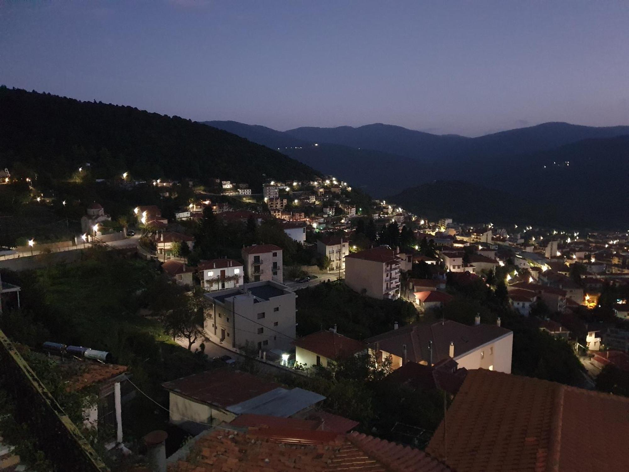 Semeli Guesthouse Karpenísion Zewnętrze zdjęcie