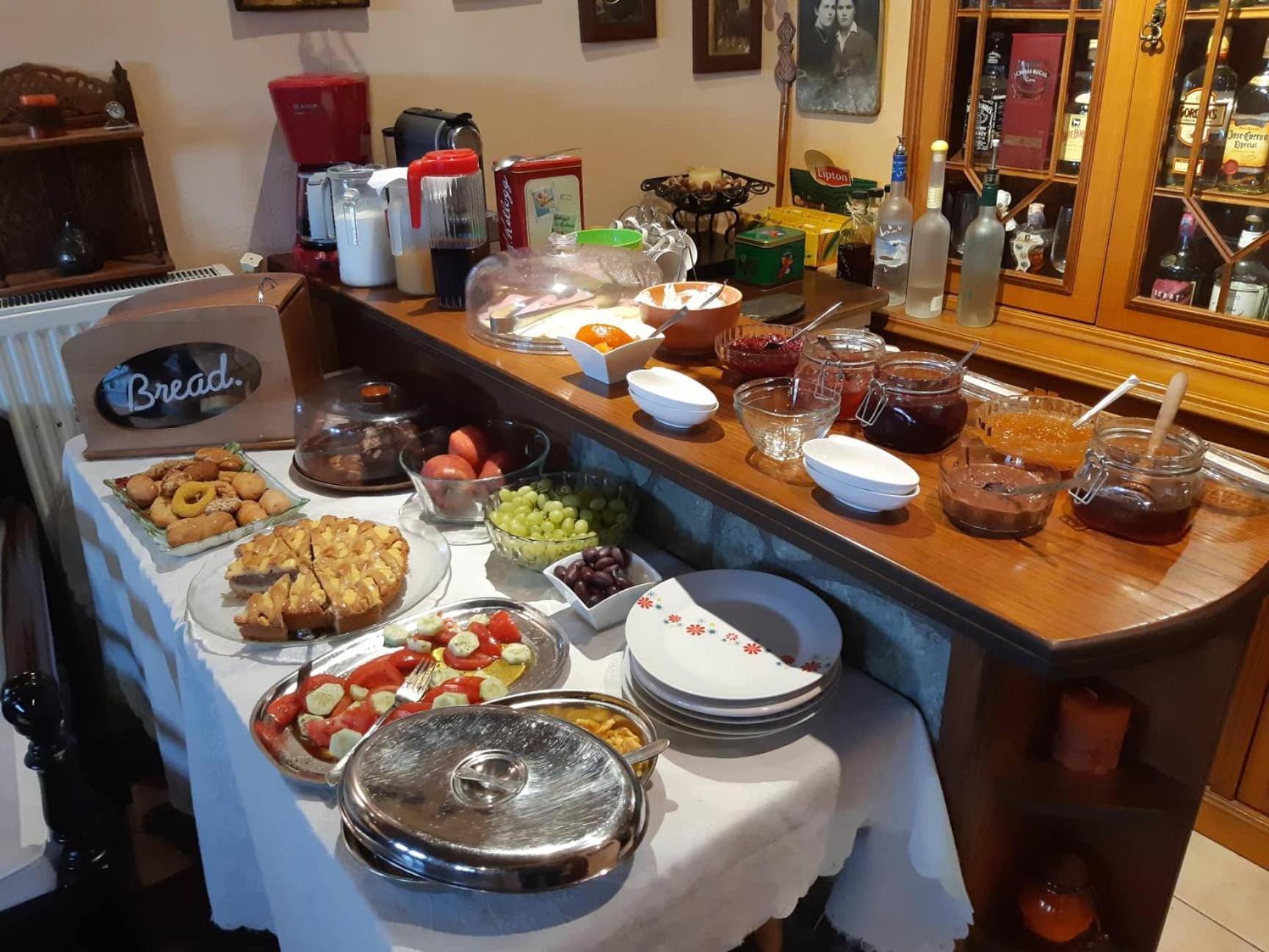 Semeli Guesthouse Karpenísion Zewnętrze zdjęcie